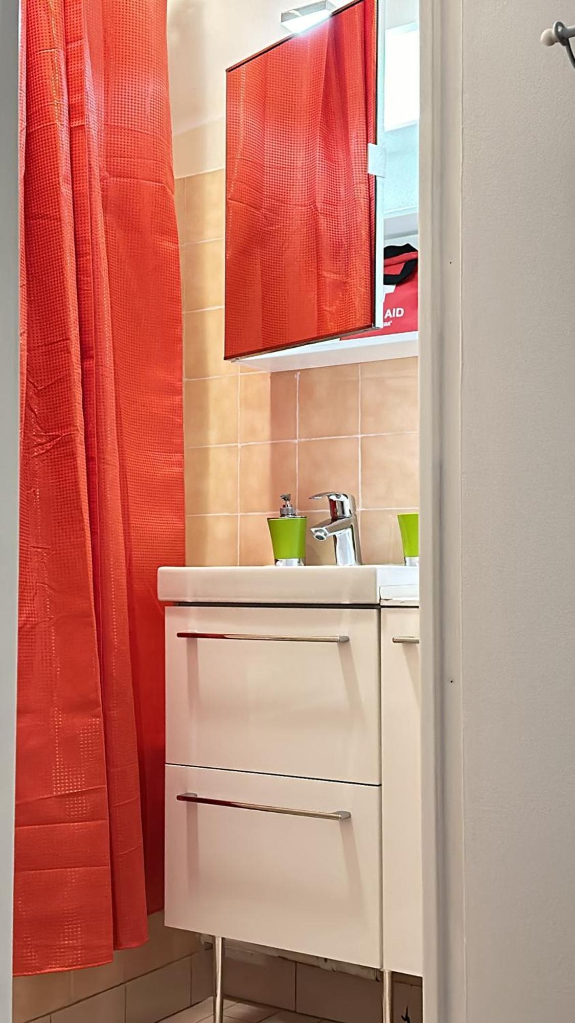 Appartement Très beau studio proche de Disneyland et de Paris à Ozoir-la-Ferrière Extérieur photo